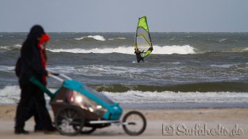 Vejers Strand, Blavand, Daenemark, Windsurfen