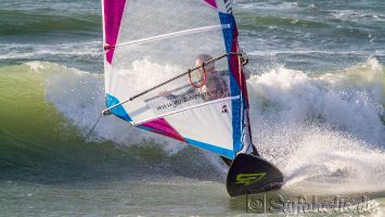 Los Caños de Meca, windsurfen bei Levante 6-7 bft