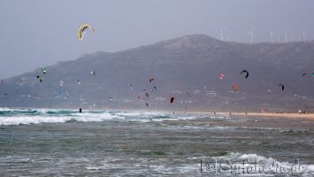 Tarifa, Playa Balneario, kitesurfen bei Levcante